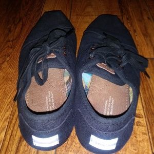 TOMS Shoes